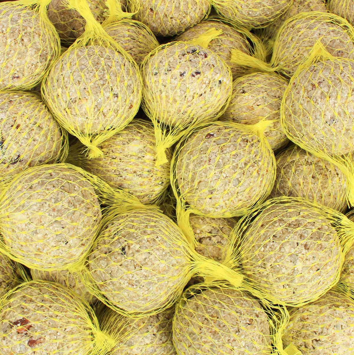 50 Meisenknödel mit Beeren und Insekten MIT NETZ