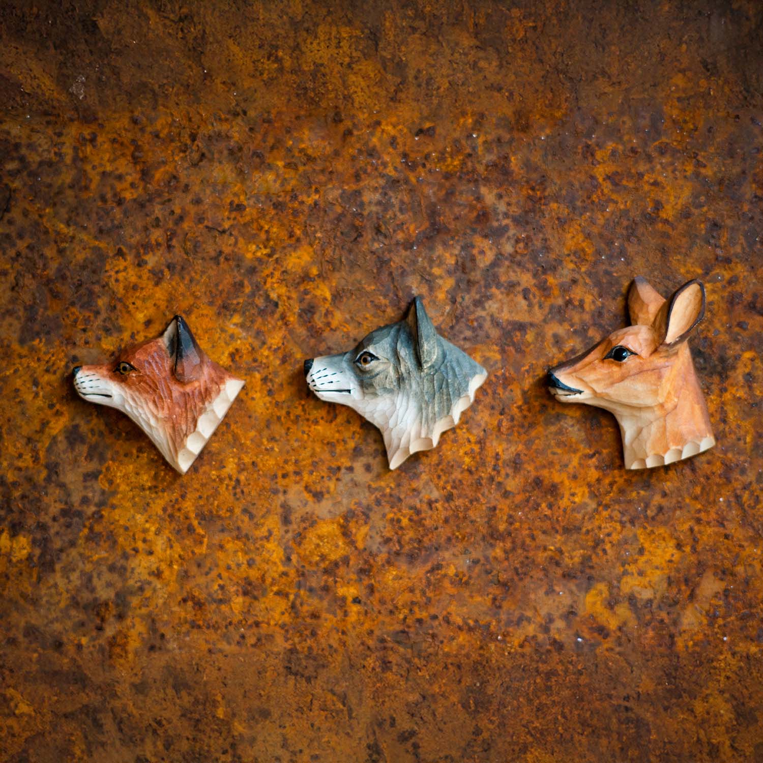 Magnet Wolf handgeschnitzt